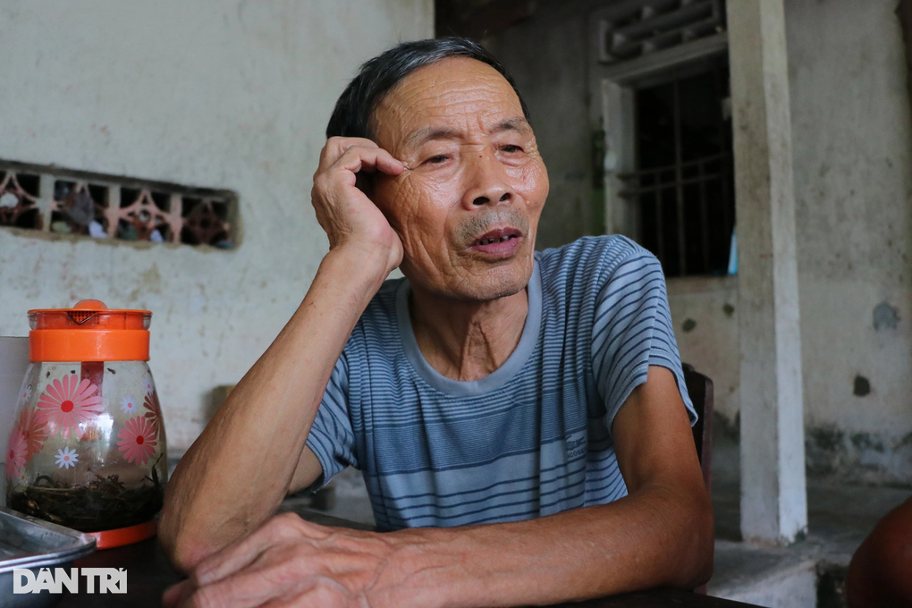 Cha già mắc bệnh hiểm nghèo lo cho con trai bị ung thư, vợ tâm thần - 1 Cha già mắc bệnh hiểm nghèo lo cho con trai bị ung thư, vợ tâm thần - 1
