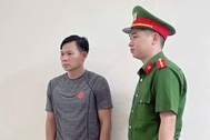 Tạm giữ người đàn ông hành hung nam sinh tại phòng gym ở Ninh Bình