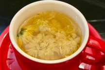 4 lợi ích tuyệt vời của trà hoa cúc với sức khỏe