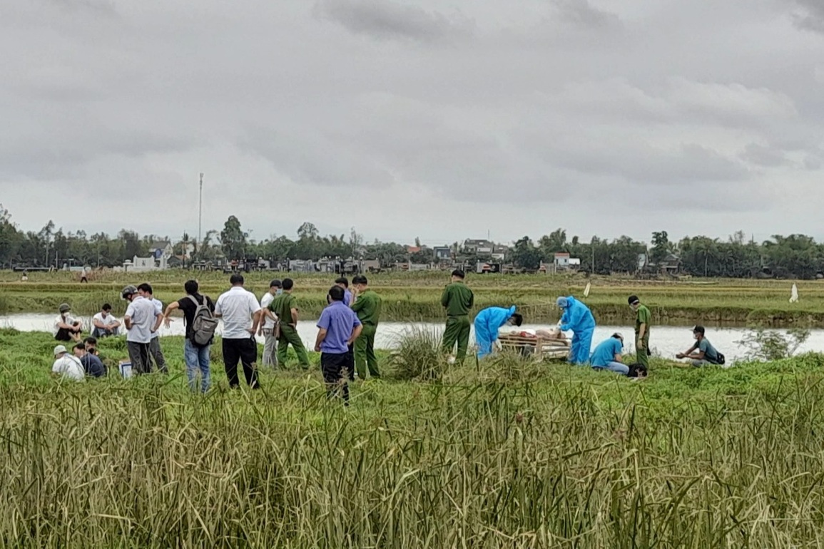 Công an nói về thi thể người đàn ông bị bịt miệng, trói chân tay - 1 Công an nói về thi thể người đàn ông bị bịt miệng, trói chân tay - 1