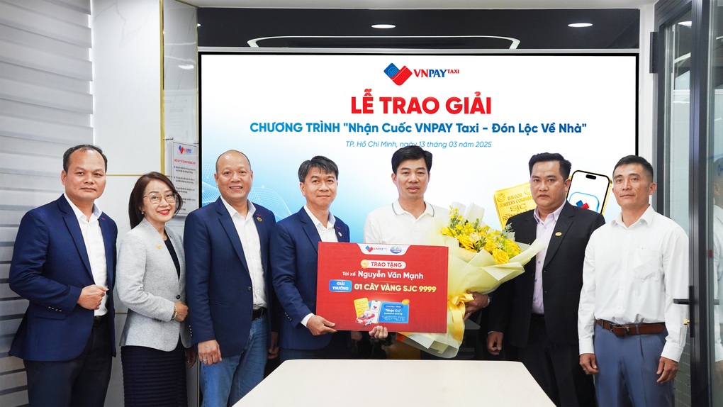 VNPAY Taxi trao giải cho các tài xế xuất sắc 1 lượng vàng SJC - 3 VNPAY Taxi trao giải cho các tài xế xuất sắc 1 lượng vàng SJC - 3