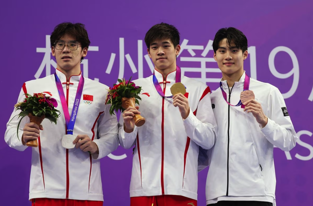Trung Quốc phá 7 kỷ lục bơi trong ngày đầu tiên Asiad 19 - 2 Trung Quốc phá 7 kỷ lục bơi trong ngày đầu tiên Asiad 19 - 2