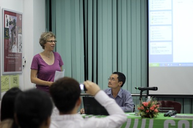 Khai mạc triển lãm Đối thoại nghệ thuật.