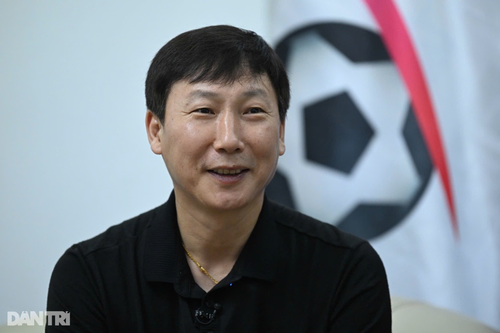 HLV Kim Sang Sik: Đội tuyển Việt Nam đặt mục tiêu dự World Cup 2030 - 2