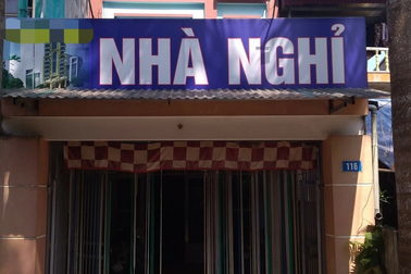 Diễn biến mới vụ nữ Phó chánh văn phòng Sở đi nhà nghỉ với chồng người khác