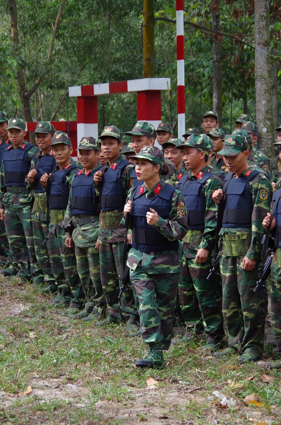 MC Hoàng Linh kể về “kho báu” có được sau 13 năm gắn bó với người lính - 3 MC Hoàng Linh kể về “kho báu” có được sau 13 năm gắn bó với người lính - 3