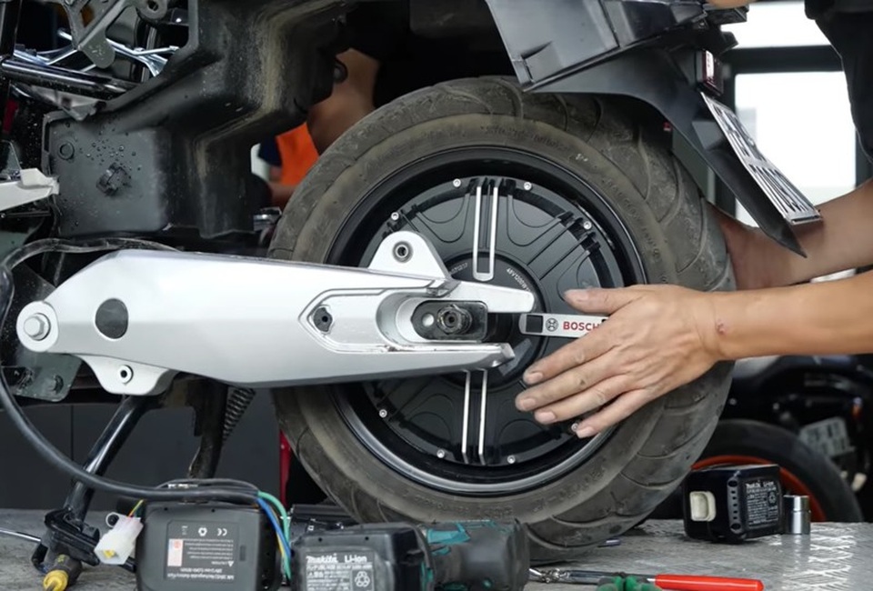 Xe máy điện đắt hay rẻ? - 2 Xe máy điện đắt hay rẻ? - 2