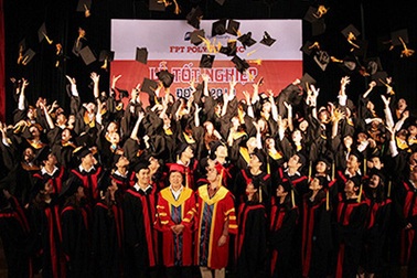 SV ngành CNTT hồ hởi nhận việc làm ngay khi tốt nghiệp ra trường