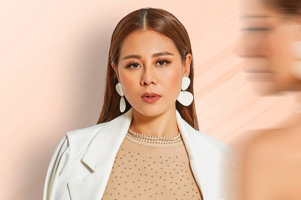 Sau nhiều ngày im lặng, Nam Thư lên tiếng xin lỗi vì đăng quảng cáo tiền ảo - 1 Sau nhiều ngày im lặng, Nam Thư lên tiếng xin lỗi vì đăng quảng cáo tiền ảo - 1