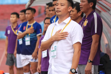 HLV Vũ Hồng Việt xin từ chức sau trận thua CLB Viettel
