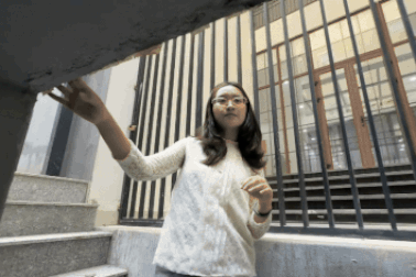 Video khám phá hầm trú ẩn hơn 100 năm tuổi ngay sát hồ Gươm