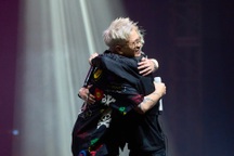 B Ray bất ngờ tiết lộ chưa có tình yêu, đồng nghiệp trêu "do kén quá"