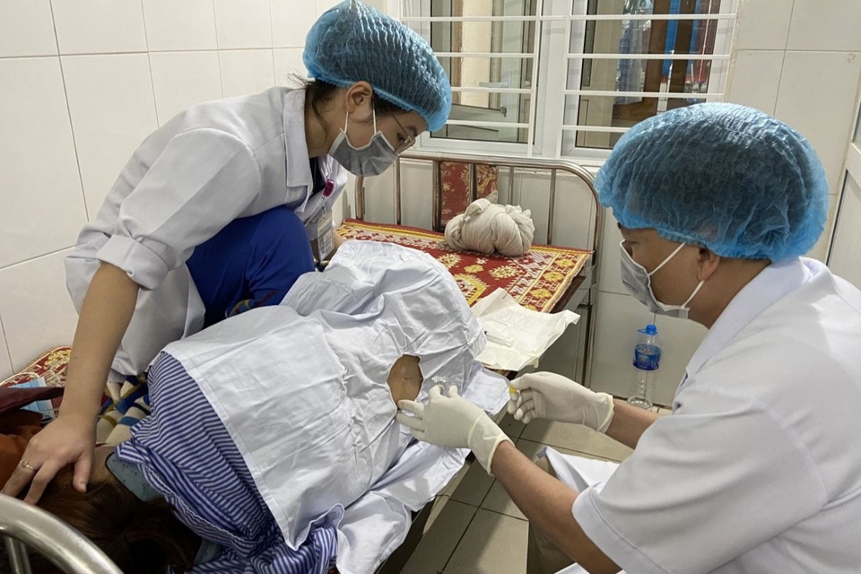 Chủng virus gây hàng trăm ca viêm màng não ở Hà Tĩnh - 1 Chủng virus gây hàng trăm ca viêm màng não ở Hà Tĩnh - 1