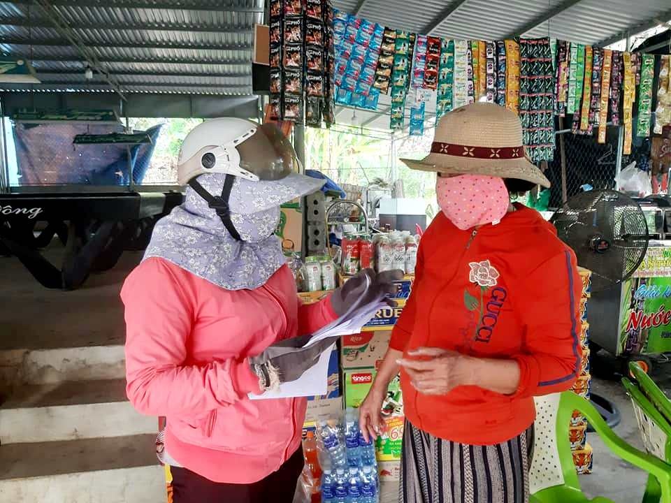 Đội “shipper nữ” đi chợ giúp bà con, giao cơm miễn phí ở vùng phong tỏa - 9