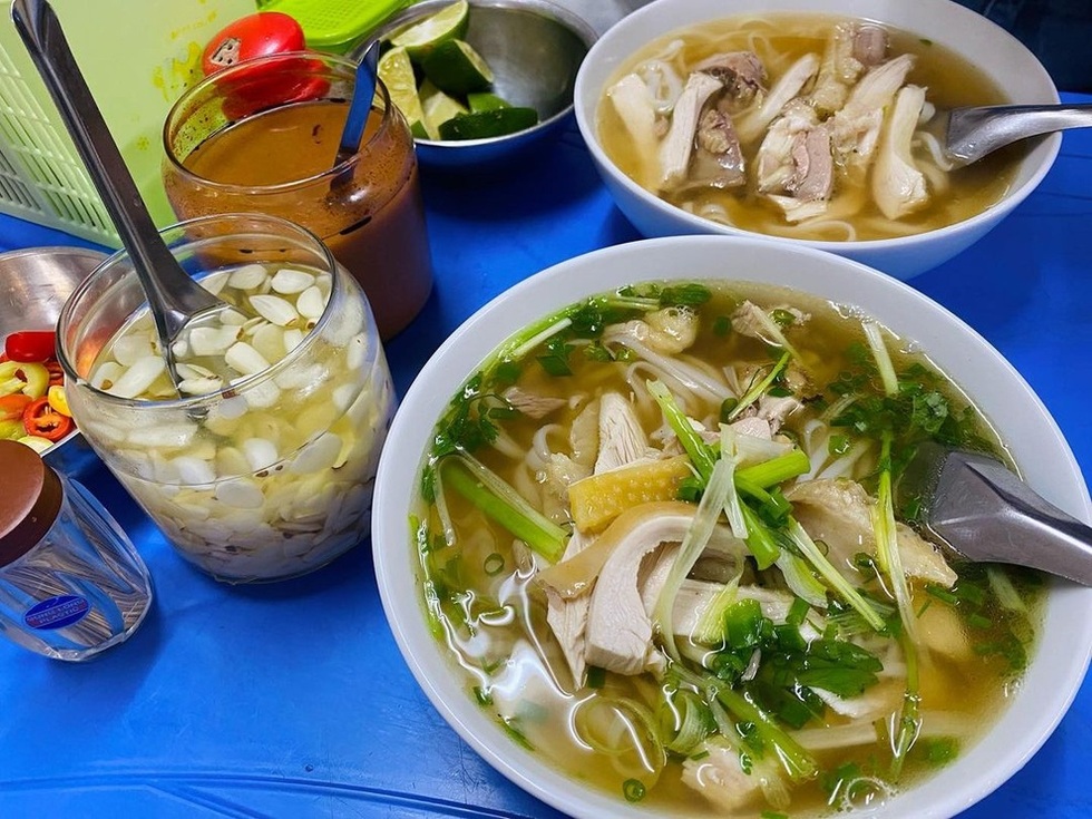 Bát phở 1 triệu đồng và văn hóa niêm yết giá - 1 Bát phở 1 triệu đồng và văn hóa niêm yết giá - 1