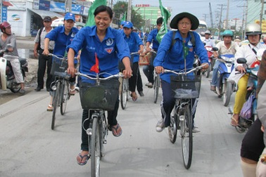 Đoàn sinh viên đạp xe xuyên Việt đã đến đích cuối cùng 
