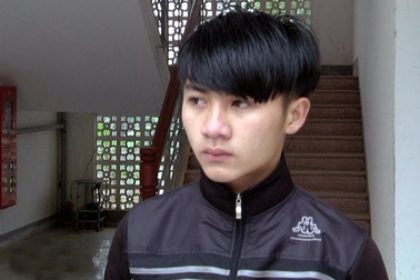 Tuyên dương học sinh dũng cảm cứu người bị TNGT trên cầu Rộ