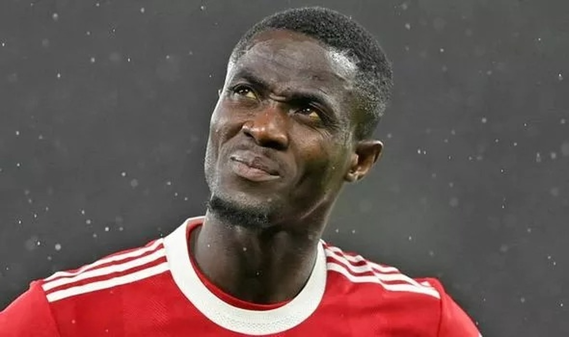 Sau Martial, Man Utd lại lo mất thêm ngôi sao ở ngày cuối chuyển nhượng - 1 Sau Martial, Man Utd lại lo mất thêm ngôi sao ở ngày cuối chuyển nhượng - 1