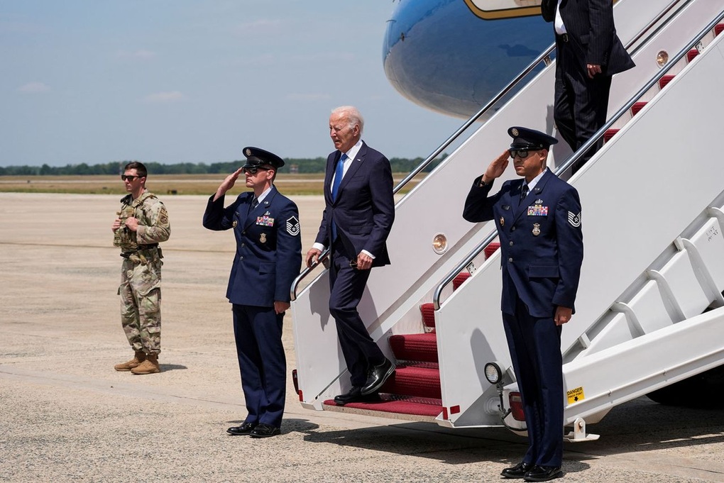 Ông Biden tái xuất, sắp phát biểu về lý do ngừng tranh cử - 1