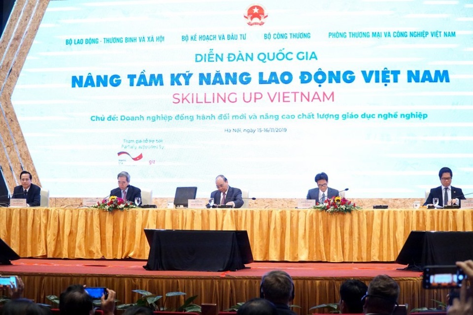 “Phát triển giáo dục nghề nghiệp cần sự đồng hành của doanh nghiệp” - 1 “Phát triển giáo dục nghề nghiệp cần sự đồng hành của doanh nghiệp” - 1