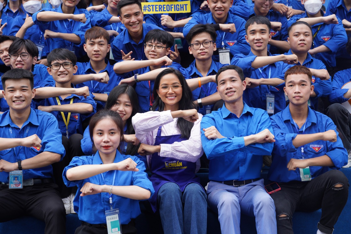 Hoa hậu HHen Niê kêu gọi thay đổi định kiến giới trong công việc - 1 Hoa hậu HHen Niê kêu gọi thay đổi định kiến giới trong công việc - 1