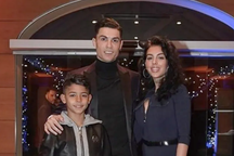 C.Ronaldo lộ ảnh hẹn hò lãng mạn bên người yêu xinh đẹp