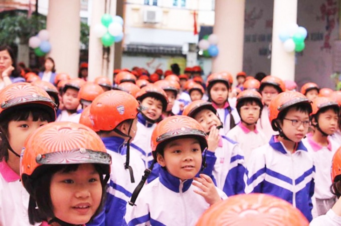 Tăng cường phổ biến thực hiện luật an toàn giao thông trong các cơ sở giáo dục An Giang.