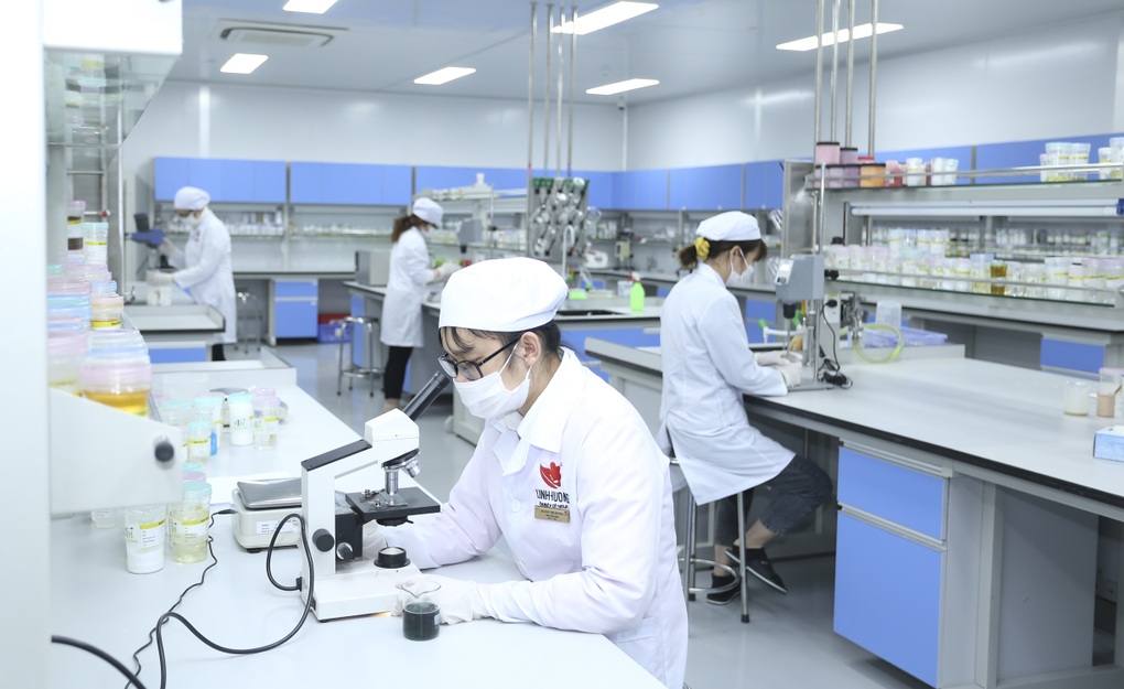 Linh Hương - Hành trình từ startup đến quy mô toàn quốc - 2 Linh Hương - Hành trình từ startup đến quy mô toàn quốc - 2