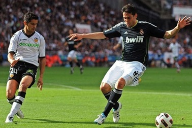 Dấu ấn ngôi sao Nam Mỹ ở vòng 33 La Liga