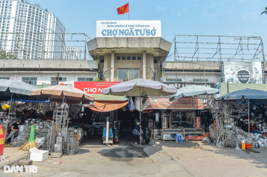 Năm 2023 Hà Nội sẽ xây mới 48 chợ, cải tạo 12 vườn hoa, công viên - 1 Năm 2023 Hà Nội sẽ xây mới 48 chợ, cải tạo 12 vườn hoa, công viên - 1