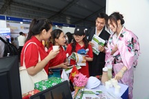 Lao động trẻ thiếu kỹ năng mềm, doanh nghiệp phải dạy lại cách… chào hỏi