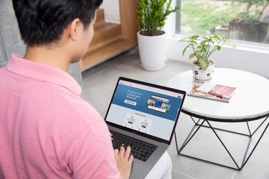 Công nghệ khoác "tấm áo mới" cho lĩnh vực kinh doanh truyền thống