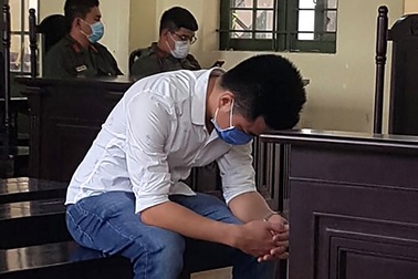 Giúp bạn gái cũ tự tử, nam thanh niên lĩnh 18 tháng tù