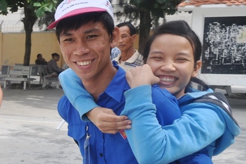 Thí sinh “da cam” ước mơ thi đỗ ngành Luật