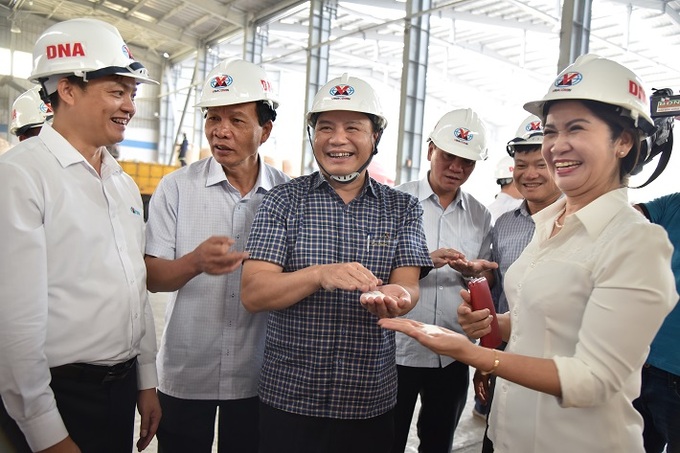 Công ty Nhôm Đắk Nông - TKV đón Đoàn Lãnh đạo Bộ LĐ-TB&XH - Ảnh 1. Công ty Nhôm Đắk Nông - TKV đón Đoàn Lãnh đạo Bộ LĐ-TB&XH - Ảnh 1.