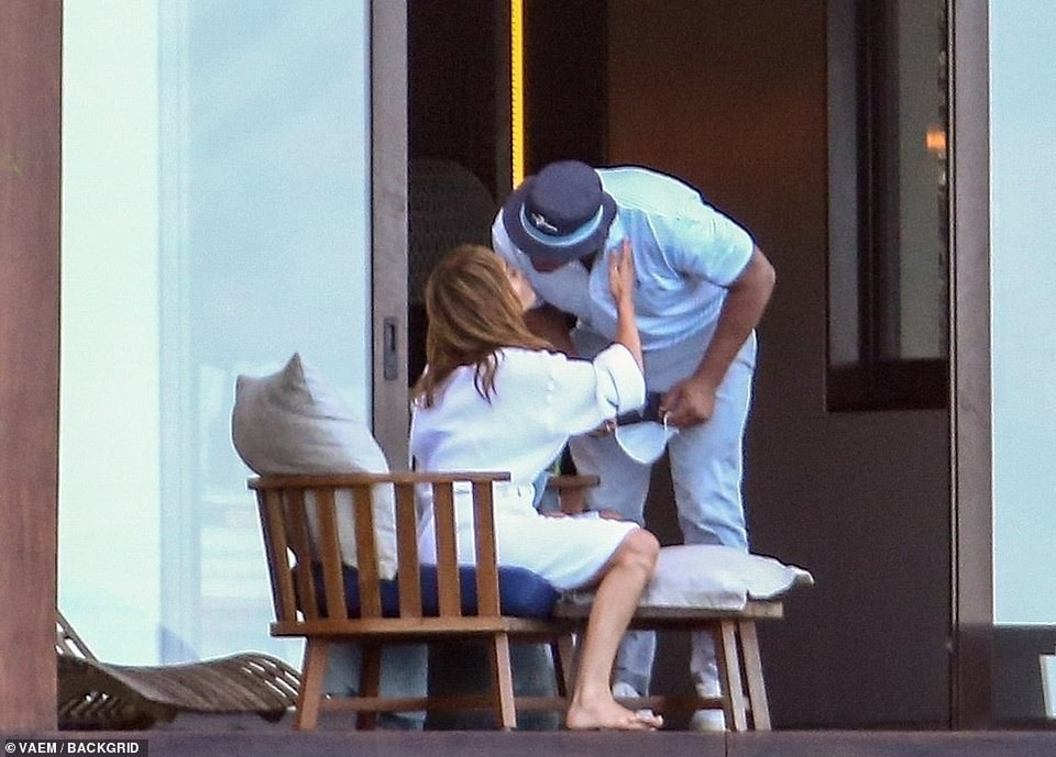 Jennifer Lopez và Alex Rodriguez xóa tan tin đồn chia tay - 1 Jennifer Lopez và Alex Rodriguez xóa tan tin đồn chia tay - 1
