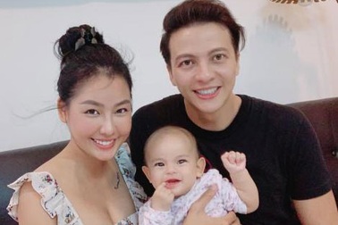 Bất ngờ trước nhan sắc quyến rũ sau sinh của bà xã diễn viên Hoàng Anh