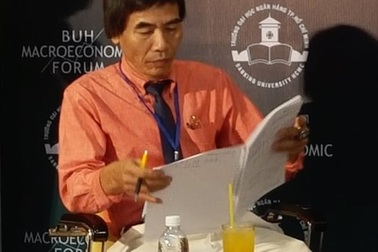 Tiến sĩ Lê Thẩm Dương: "Tập trung thích nghi với chuyển đổi chứ không nên lội ngược dòng"