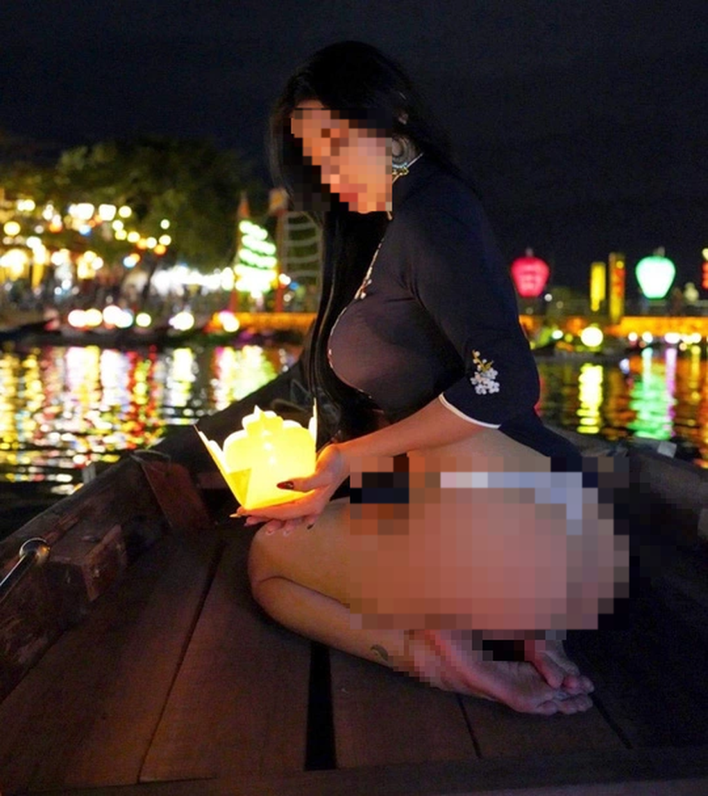 Mặc bikini, áo dài khoe vòng ba, du khách nhiều lần gây tranh cãi - 3 Mặc bikini, áo dài khoe vòng ba, du khách nhiều lần gây tranh cãi - 3