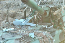 UAV cảm tử Nga mắc kẹt trong lưới bảo vệ tự chế của Ukraine