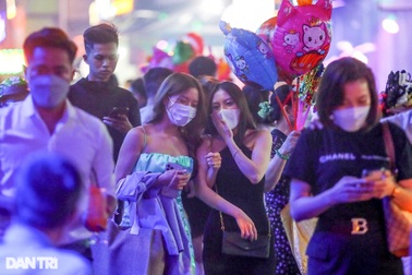 Phố Tây Bùi Viện - Khu "ăn chơi" bậc nhất Sài Gòn dần lấy lại sức sống