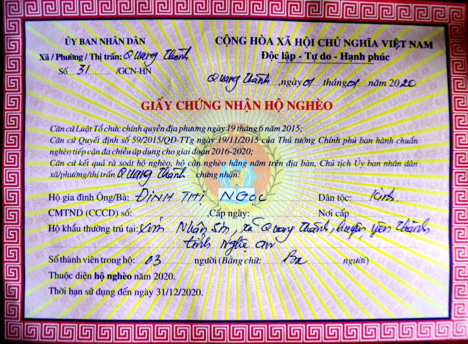 Thắt ruột nỗi lòng mẹ già “chắn bão” cuộc đời cho đứa con gái điên dại - 8 Thắt ruột nỗi lòng mẹ già “chắn bão” cuộc đời cho đứa con gái điên dại - 8
