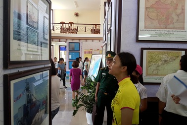 Hàng trăm tư liệu về Hoàng Sa, Trường Sa được triển lãm tại Hội An