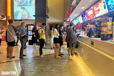 "Đỉnh" và "đáy" của phim Việt