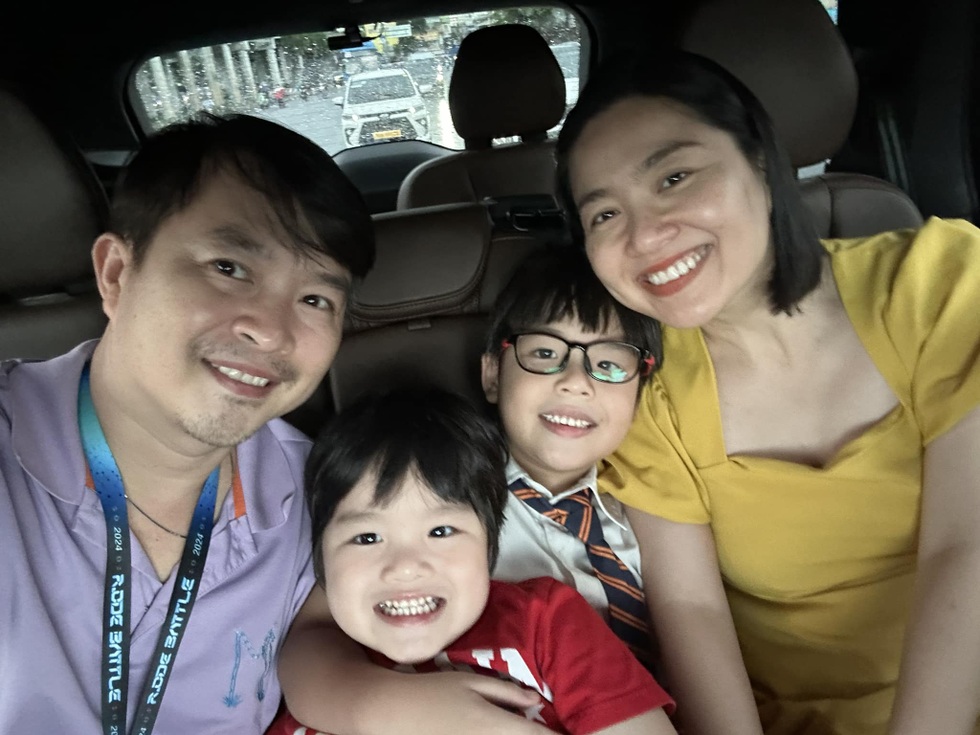 Lê Khánh: Hôn nhân bên chồng kém tuổi, ngại vì cảnh nóng với Quốc Trường - 4 Lê Khánh: Hôn nhân bên chồng kém tuổi, ngại vì cảnh nóng với Quốc Trường - 4