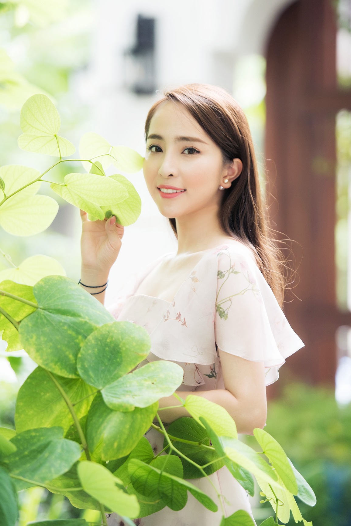 Quỳnh Nga: Tôi tự nhắn nhủ mình phải bớt khó tính kẻo ế đến già - 6 Quỳnh Nga: Tôi tự nhắn nhủ mình phải bớt khó tính kẻo ế đến già - 6