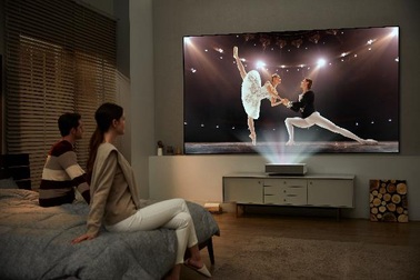 Cuối tuần những ngày "bình thường mới" của giới trẻ có gì?