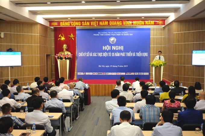 Chữ ký số là nền tảng quan trọng để phát triển kinh tế số - Ảnh 1. Chữ ký số là nền tảng quan trọng để phát triển kinh tế số - Ảnh 1.