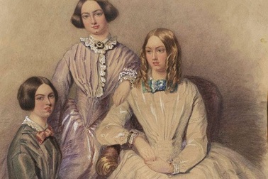 Chiếc bàn viết  của nhà văn “Đồi gió hú” có giá... 19 tỉ đồng