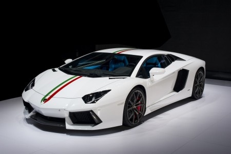 Lamborghini ra xe Aventador phiên bản đặc biệt